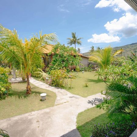 Damar Sanjaya Uttama Vila Amed Exterior foto