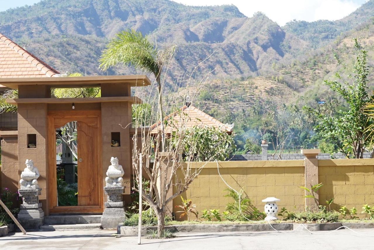 Damar Sanjaya Uttama Vila Amed Exterior foto
