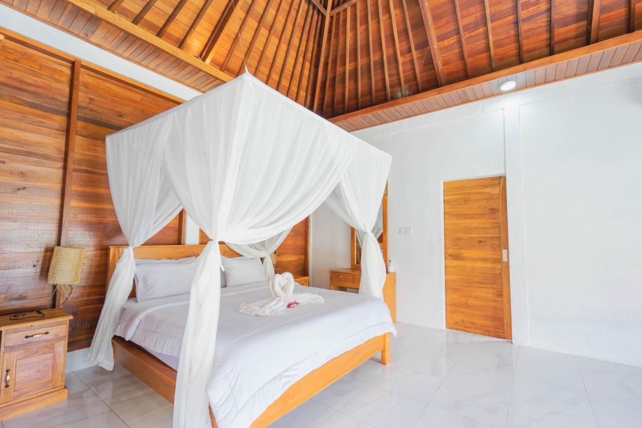 Damar Sanjaya Uttama Vila Amed Exterior foto