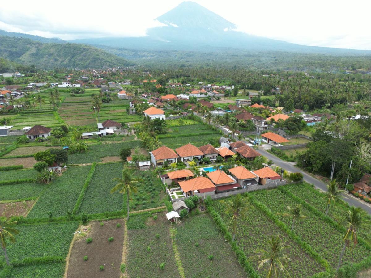 Damar Sanjaya Uttama Vila Amed Exterior foto
