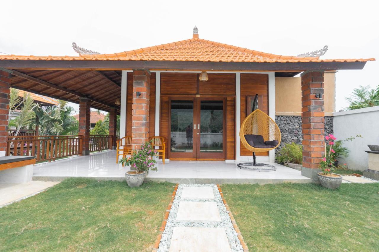 Damar Sanjaya Uttama Vila Amed Exterior foto